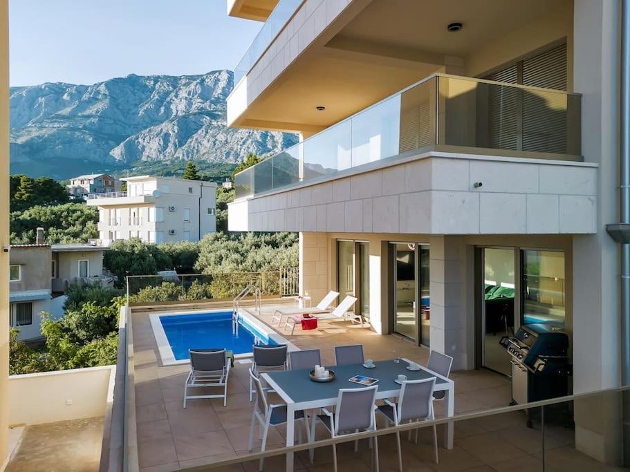Apartman Delux With Private Pool - Makarska Exklusiv Tučepi المظهر الخارجي الصورة